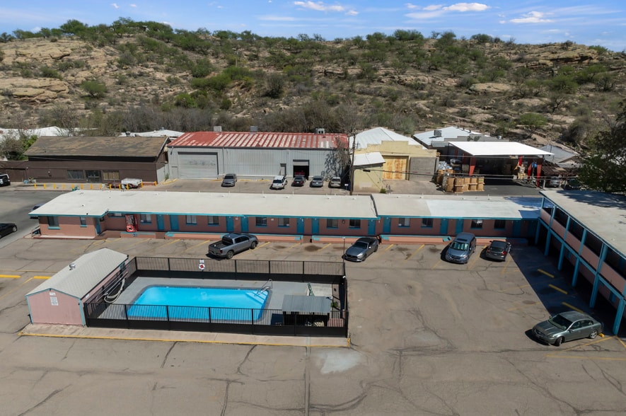 More Photos Of 20 E Doe St, Nogales Hotel For Sale