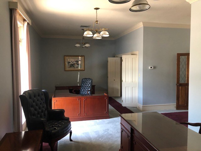 More Photos Of 100 Sunset Ln, Shalimar Office For Lease