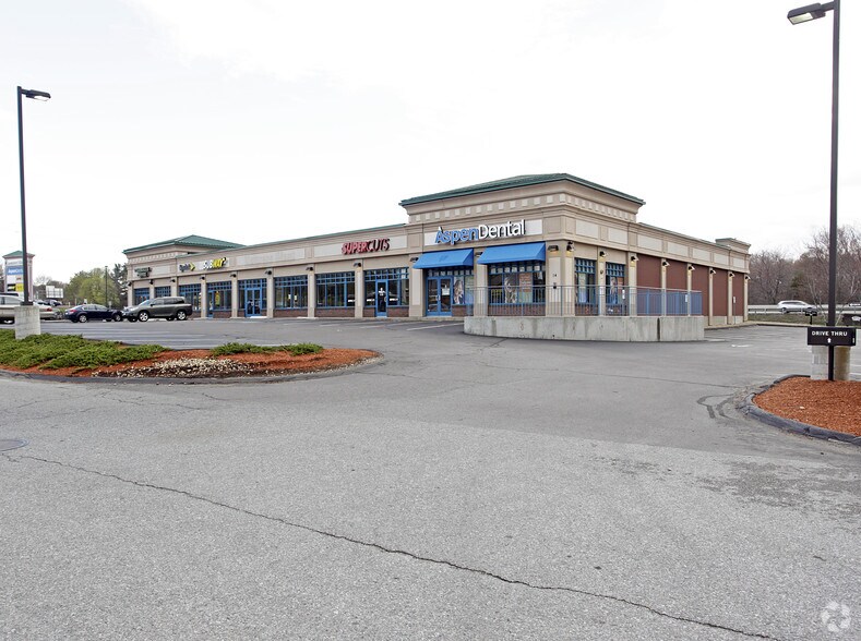 More Photos Of 14 Commercial Way, Leominster Storefront For Lease