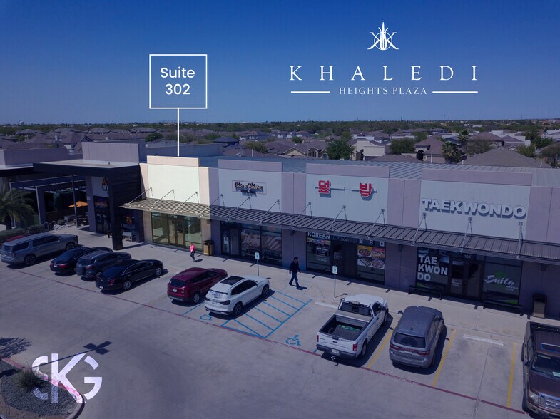 Primary Photo Of 3910 E Del Mar Blvd, Laredo Restaurant For Lease