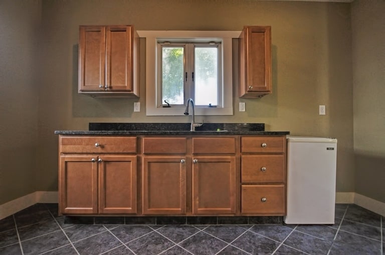 More Photos Of 661 South St W, Raynham Office For Lease