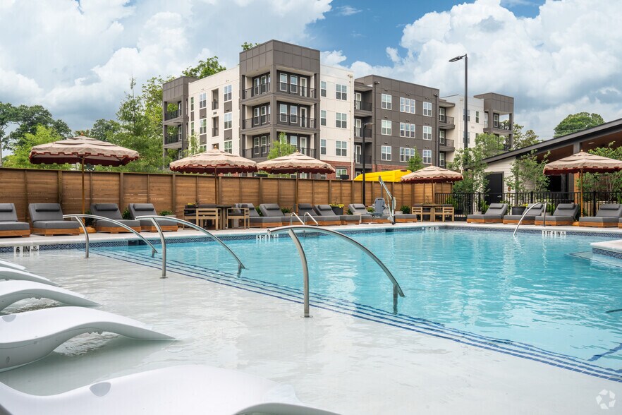 More Photos Of 3558 Elm St, Atlanta Apartments For Lease