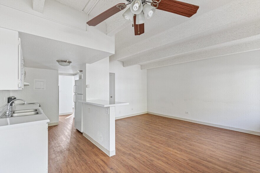 More Photos Of 7655 W 67th Ave, Arvada Apartments For Sale