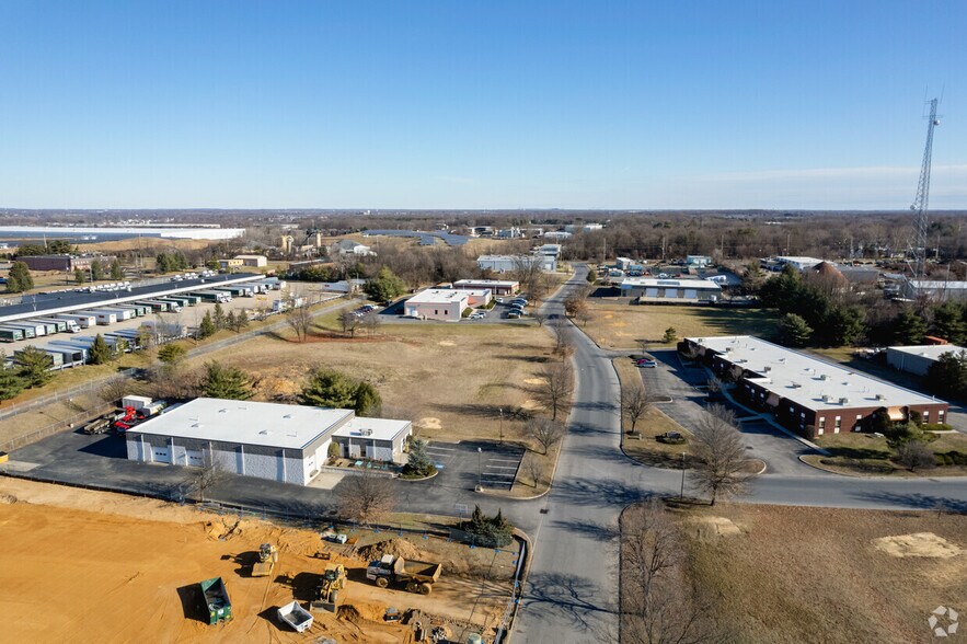 More Photos Of 2203-2205 Wallace Blvd, Cinnaminson Industrial For Lease
