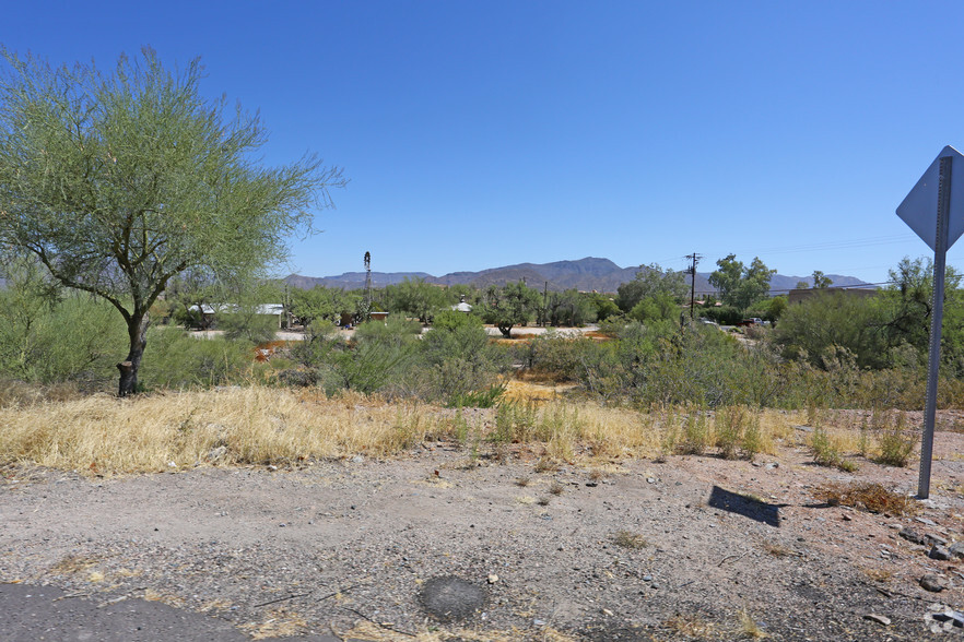 Cave Creek Land