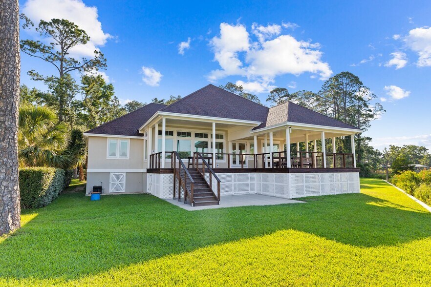 More Photos Of 104 George Ellis Pt, Freeport Land For Sale