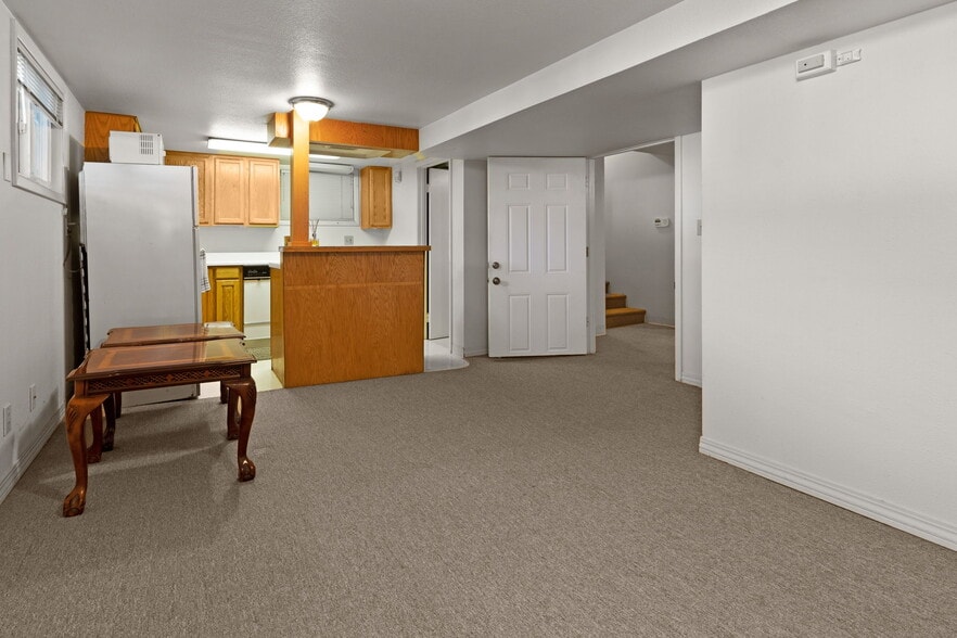 More Photos Of 16521 SE Powell St, Portland Loft Creative Space For Sale