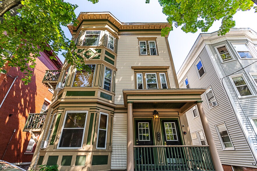Primary Photo Of 75 Sherman St, Portland Apartments For Sale