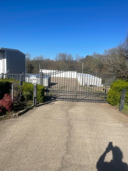 More Photos Of 4615 N Highway 71, Alma Freestanding For Sale