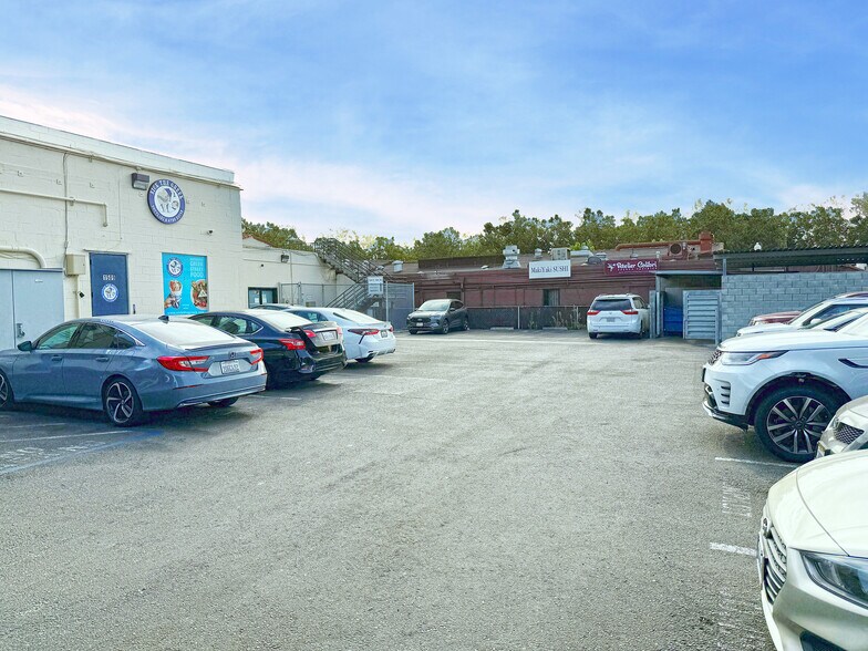 More Photos Of 1517 E 14th St, San Leandro Freestanding For Lease