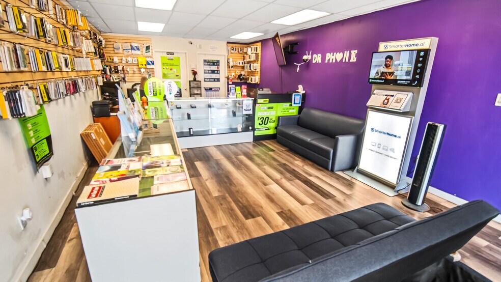 More Photos Of 14000-14006 Pioneer Blvd, Norwalk Storefront For Sale