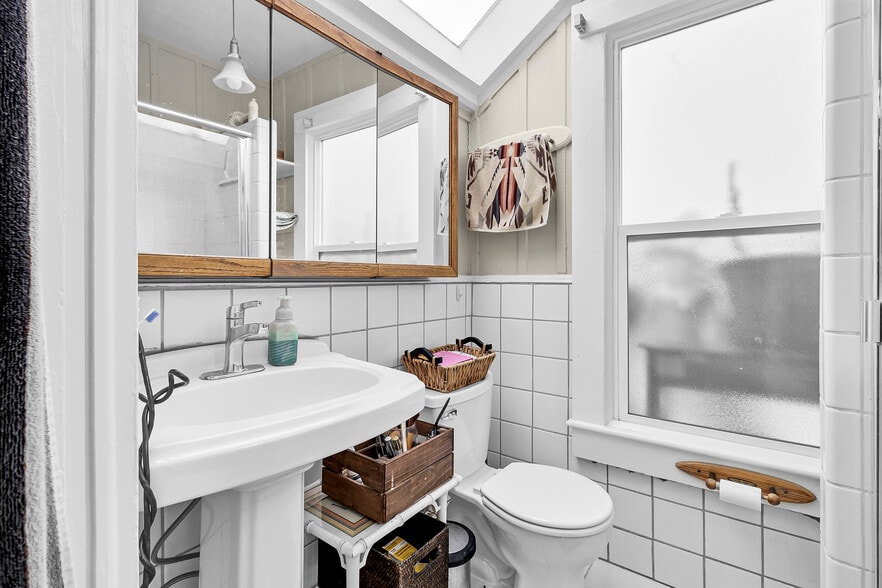 More Photos Of 883 Lighthouse Ave, Monterey General Retail For Sale