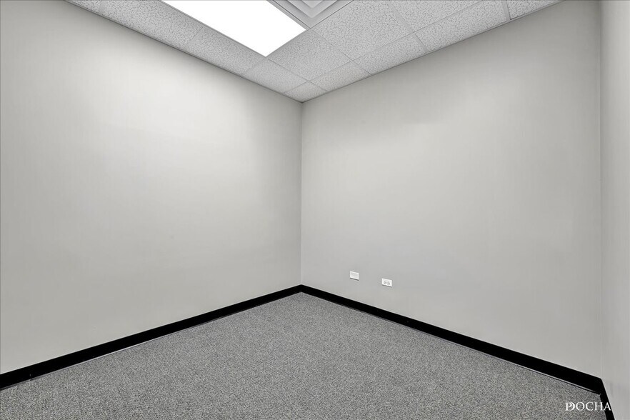 More Photos Of 1109 Ritter St, North Aurora Apartments For Lease