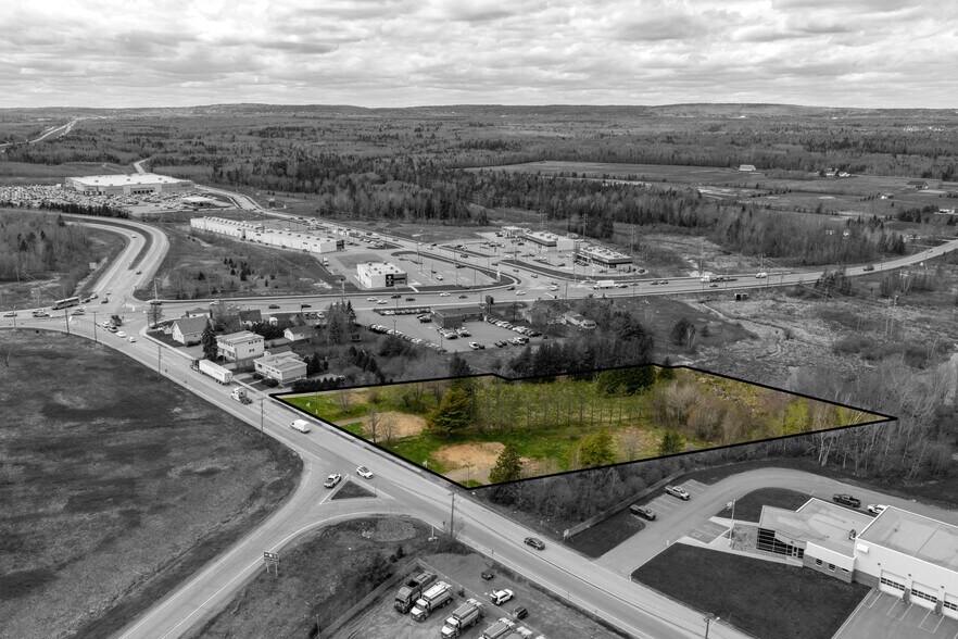 More Photos Of 38 Caledonia Rd, Moncton Land For Sale