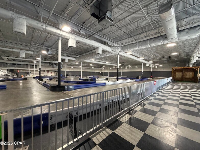 More Photos Of 7099 US-98, Panama City Beach General Retail For Lease