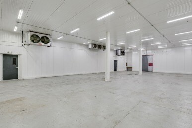 More Photos Of 904 Regal Row, Dallas Refrigeration Cold Storage For Lease