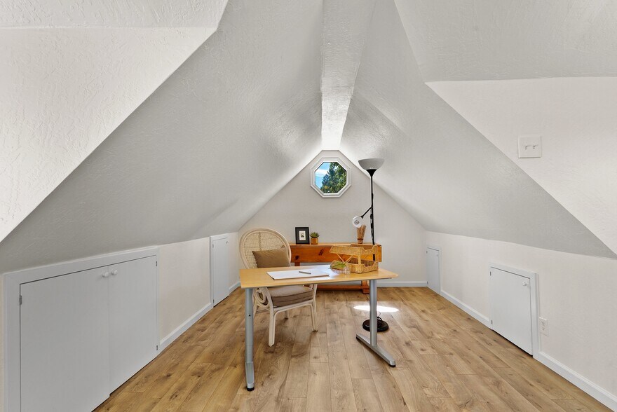 More Photos Of 7919 Empire Grade, Santa Cruz Multifamily For Sale
