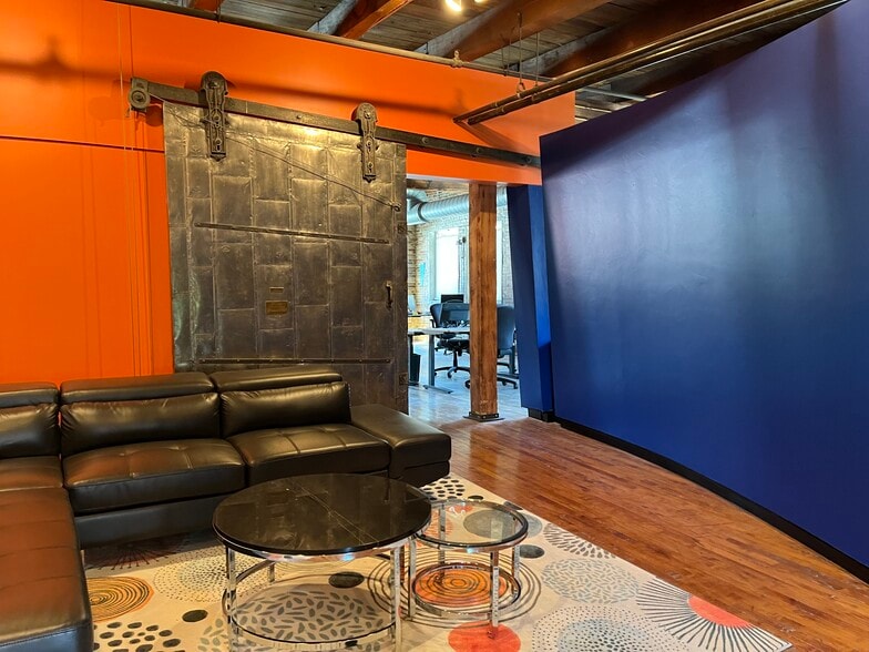 More Photos Of 300 Marconi Blvd, Columbus Loft Creative Space For Lease