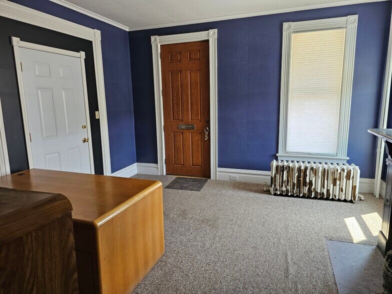 More Photos Of 5 Gansevoort St, Bath Office For Lease