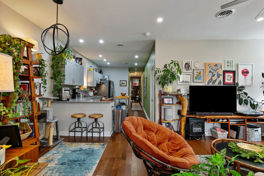 More Photos Of 2600 W Main St, Richmond Storefront Retail Residential For Sale