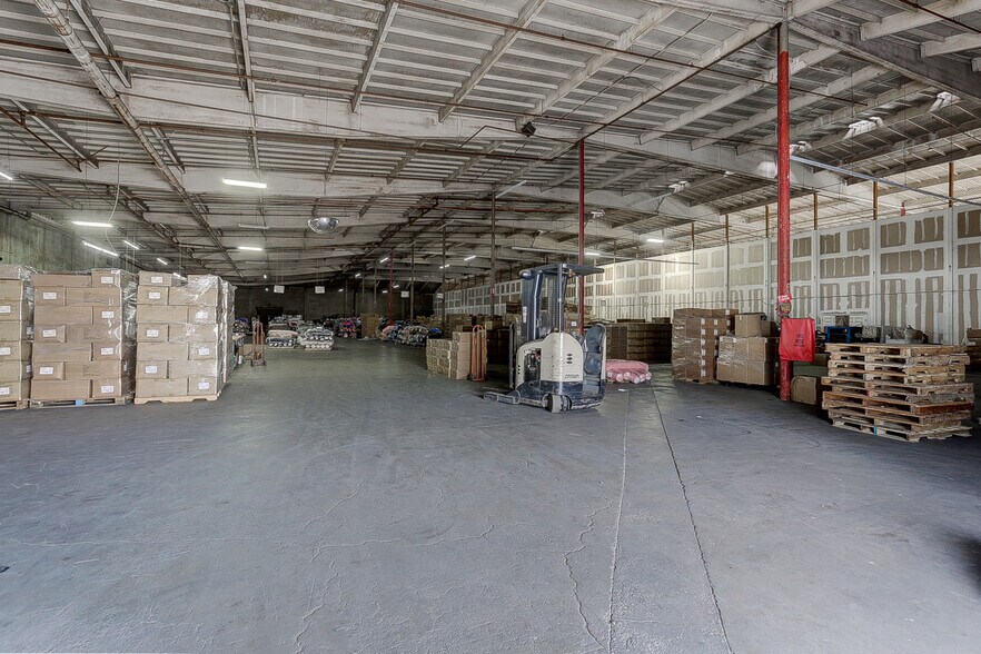 More Photos Of 1439 S Herbert Ave, Commerce Warehouse For Sale