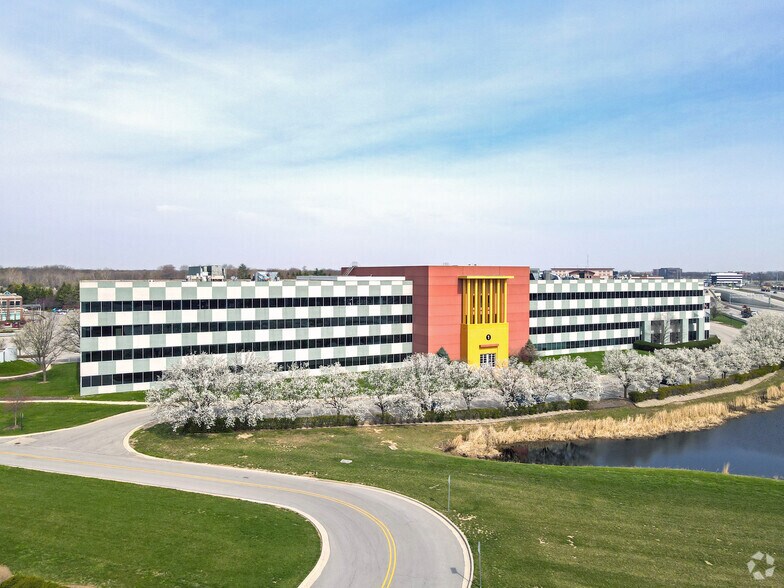 Primary Photo Of 10330 N Meridian St, Indianapolis Medical For Lease