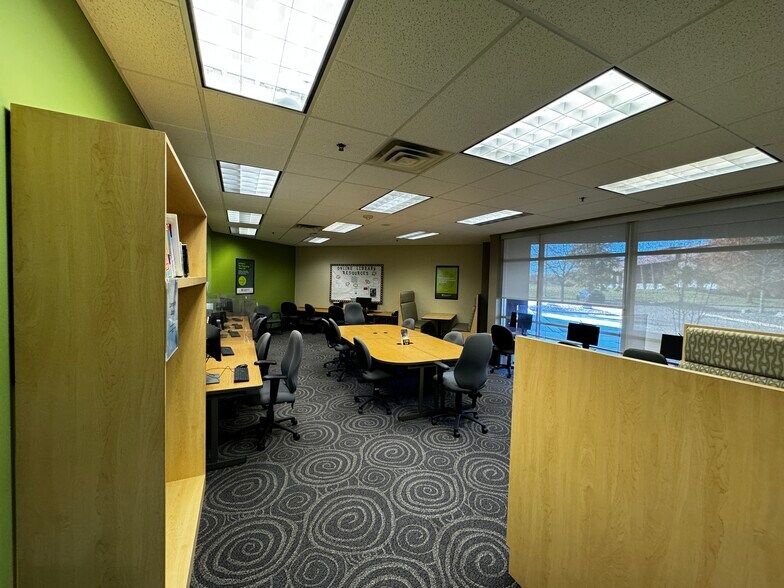 More Photos Of 8565 N Eagle Point Cir, Lake Elmo Schools For Sale