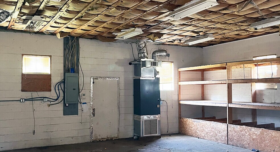 More Photos Of 18064 Jefferson Hwy, Montpelier Light Distribution For Lease