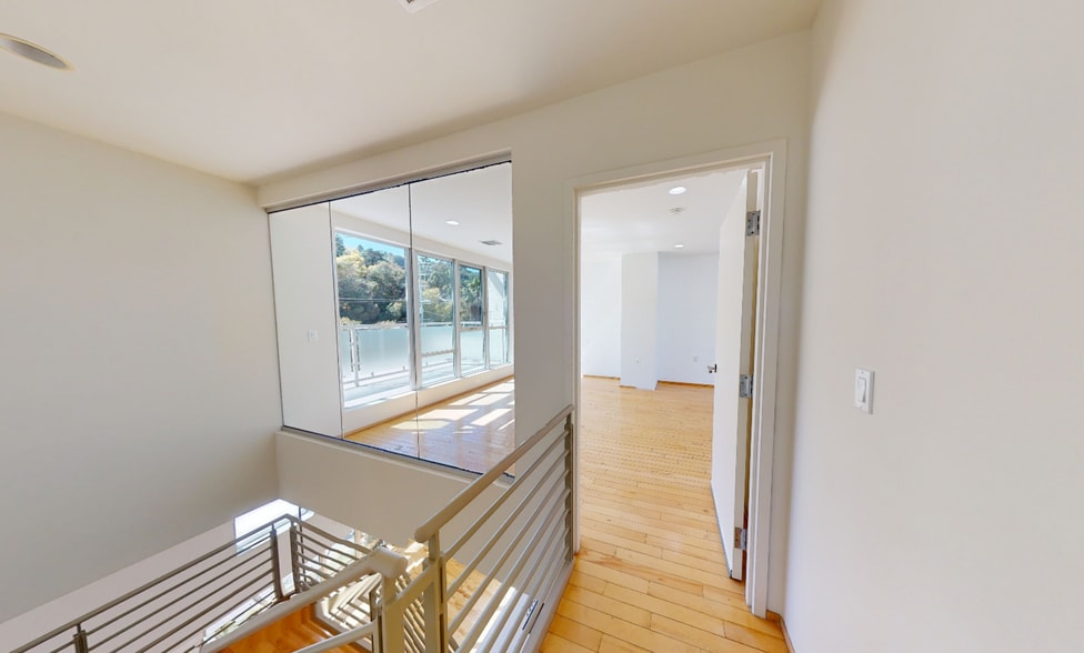 More Photos Of 3450 Cahuenga Blvd W, Los Angeles Office Residential For Lease