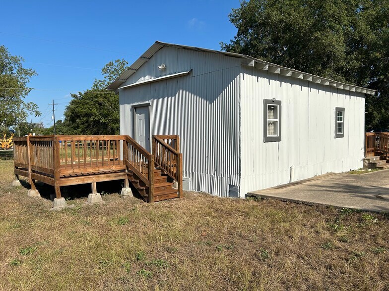 More Photos Of 1006 Spur 515 St, Navasota Restaurant For Lease