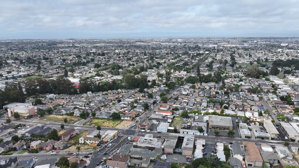 More Photos Of 8100 MacArthur Blvd, Oakland Hotel For Lease