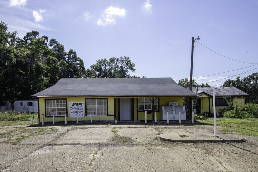 More Photos Of 41 County Road 115, Abbeville Flex For Sale