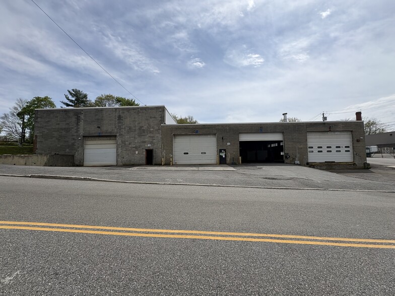 Primary Photo Of 35-39 Kiscona Rd, Mount Kisco Warehouse For Lease