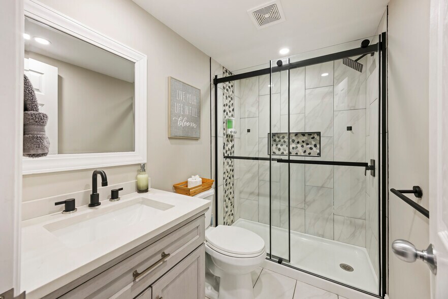 More Photos Of 2647 Bonds Ave, North Charleston Apartments For Sale