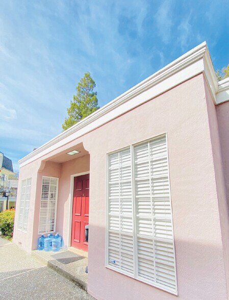 More Photos Of 14573 Big Basin Way, Saratoga Office For Lease