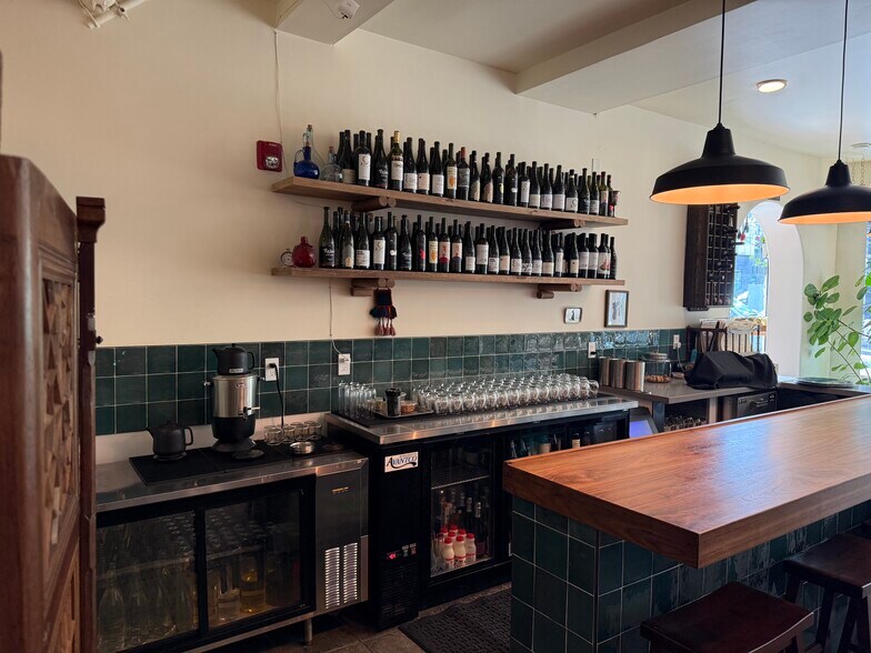More Photos Of 10-20 29th St @ Mission, San Francisco Restaurant For Sale