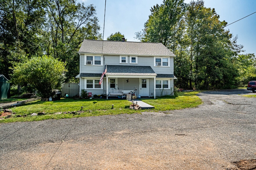 More Photos Of 530 Gravel Pike, Collegeville Apartments For Sale