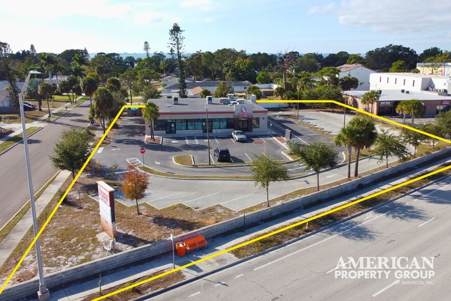 More Photos Of 7942 N Tamiami Trl, Sarasota Freestanding For Sale