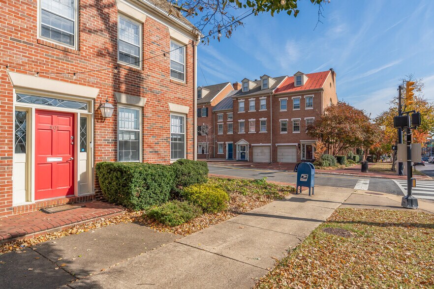 More Photos Of 801-809 Franklin St, Alexandria Loft Creative Space For Lease