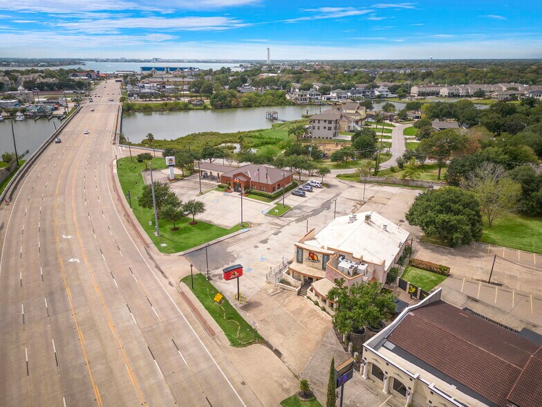 More Photos Of 2320 NASA Pky, Seabrook Restaurant For Sale