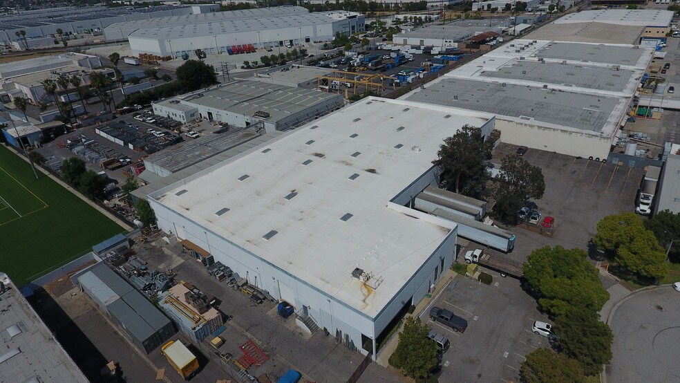More Photos Of 13904 Maryton Ave, Santa Fe Springs Warehouse For Lease