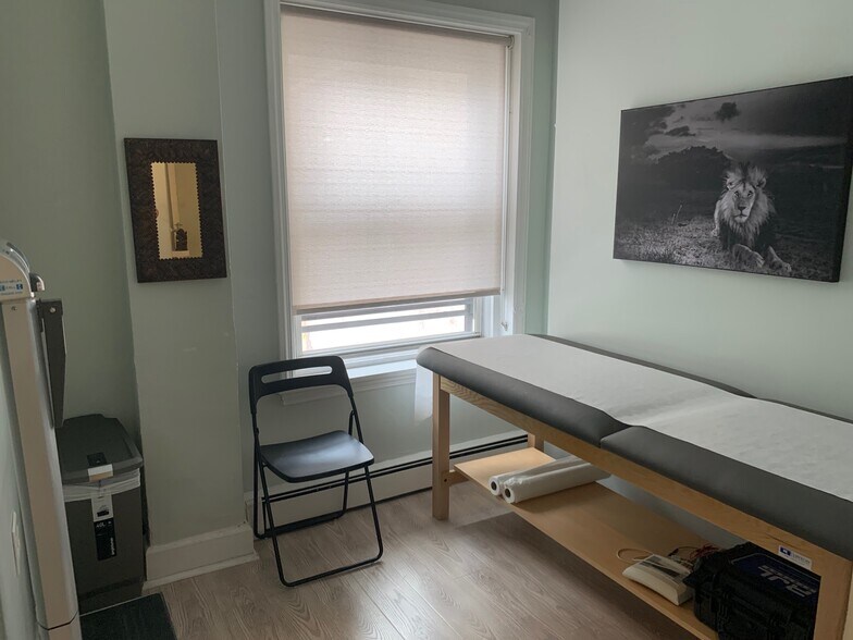 More Photos Of 110 S 20th St, Philadelphia Office For Sale