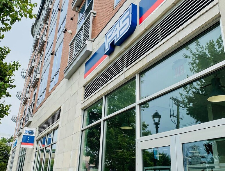 More Photos Of 515 West Ave, Norwalk Unknown For Lease
