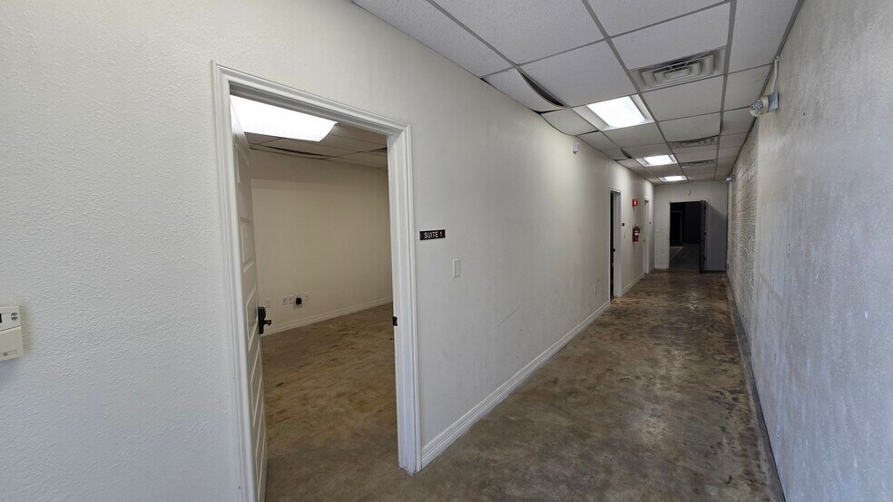 More Photos Of 12 S 4th St, Temple General Retail For Sale