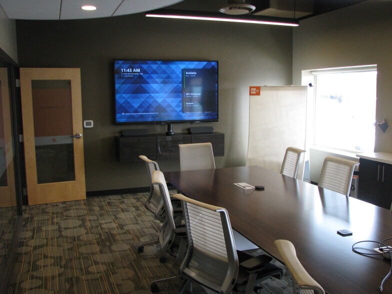 More Photos Of 124 N Broadway, De Pere Loft Creative Space For Lease