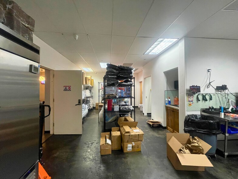More Photos Of 1020 W Francis Ave, Spokane Freestanding For Lease