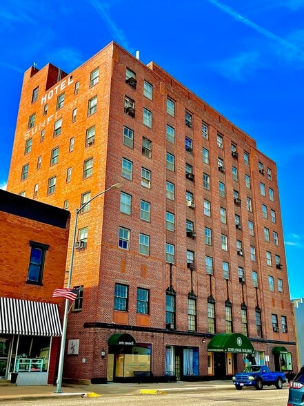 More Photos Of 409 NW 3rd St, Abilene Apartments For Sale