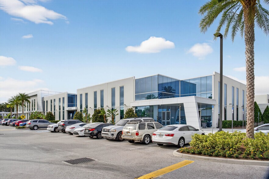 More Photos Of 9395 S John Young Pky, Orlando Office For Lease