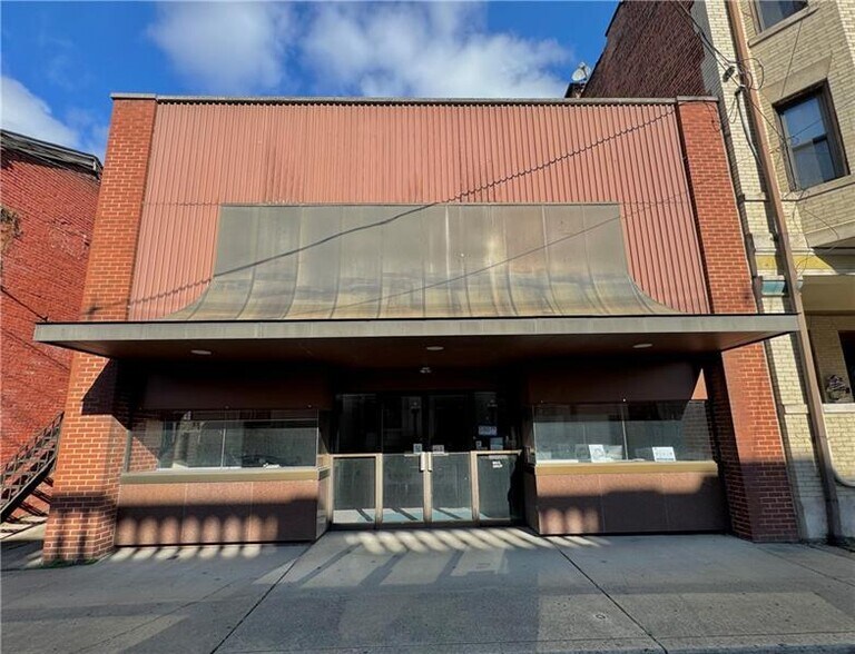 More Photos Of 107 E North St, New Castle Storefront For Sale