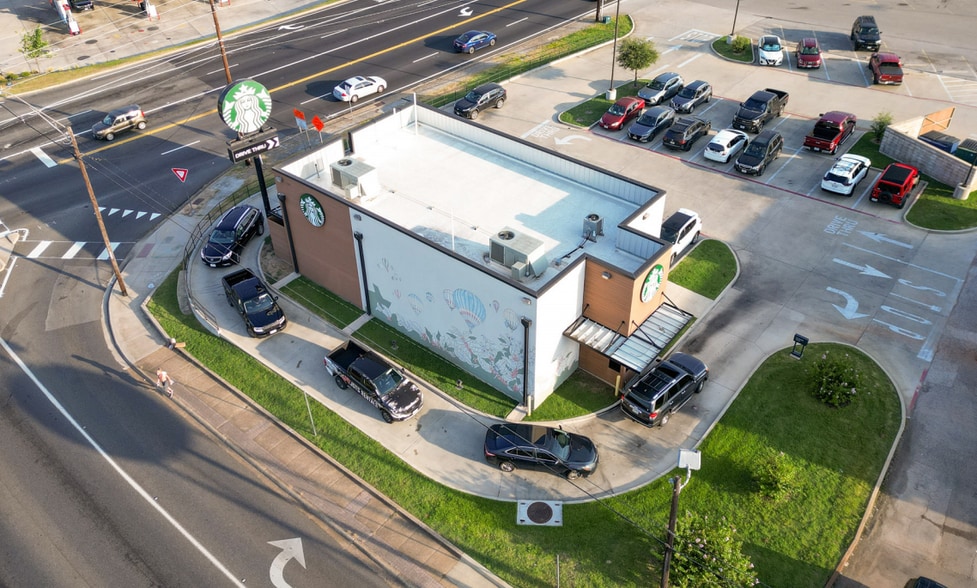 More Photos Of 707 W Marshall Ave, Longview Fast Food For Sale